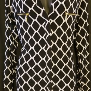 INC BLACK AND WHITE  BLOUSE